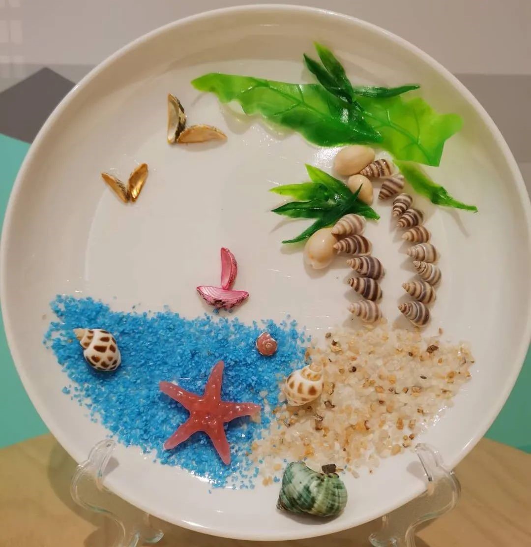 一起动手吧——“海天一色贝壳画”